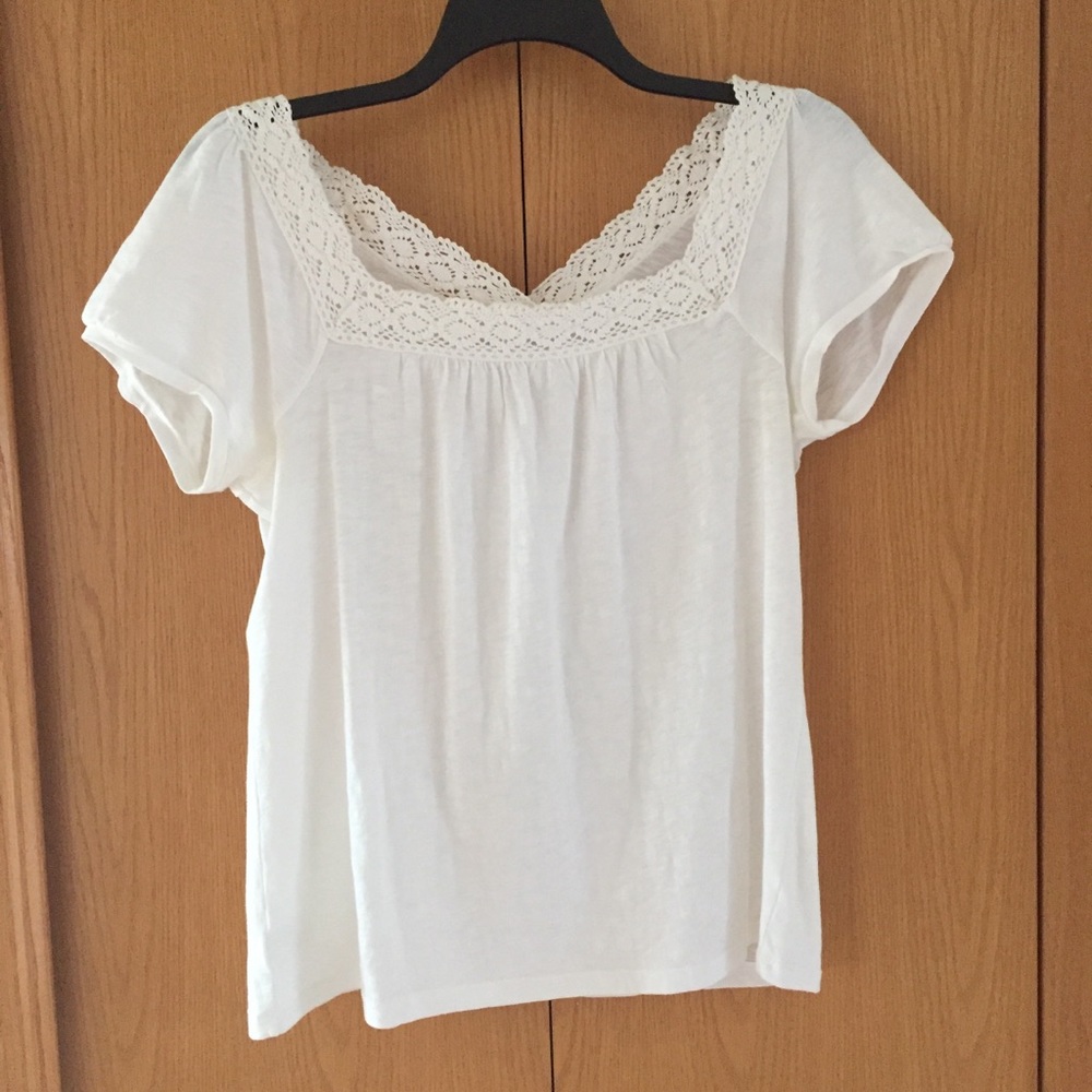 LOFT T-Shirt